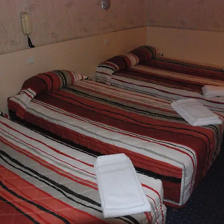 Acropolis - 3* Lurdy