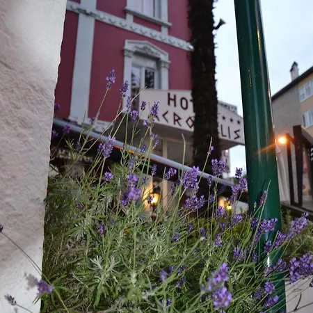 Hotel Acropolis - Lurdy