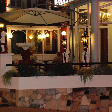 Acropolis - 3*