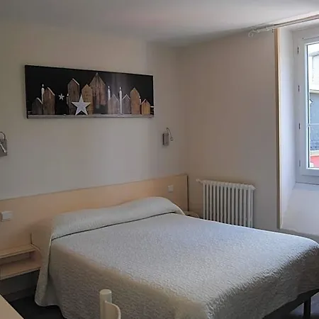 Acropolis - Otel 3*