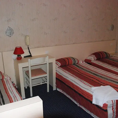 Acropolis Hotel Lourdes