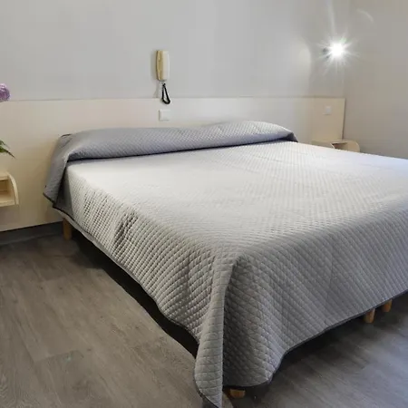 Acropolis - 3* Lourdes