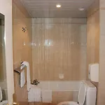 Acropolis - Hotel Lourdes