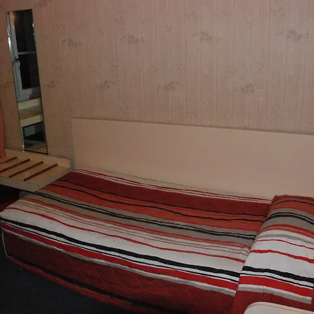 Acropolis - 3*