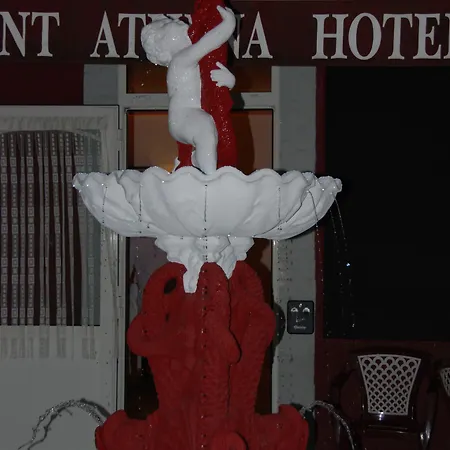 Acropolis - Hotell 3*